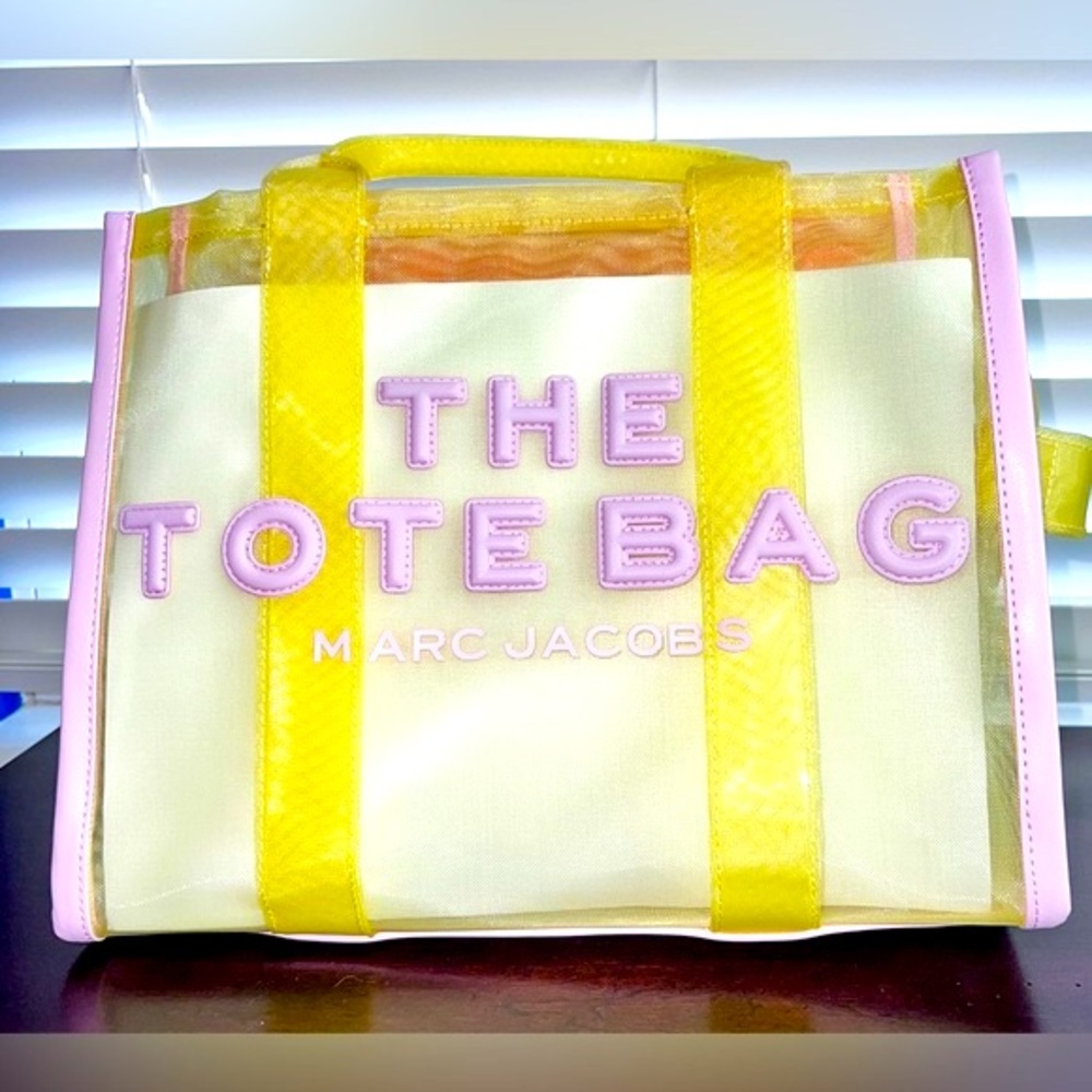 Marc Jacobs  The medium MESH TOTE BAG Yellow/Multi